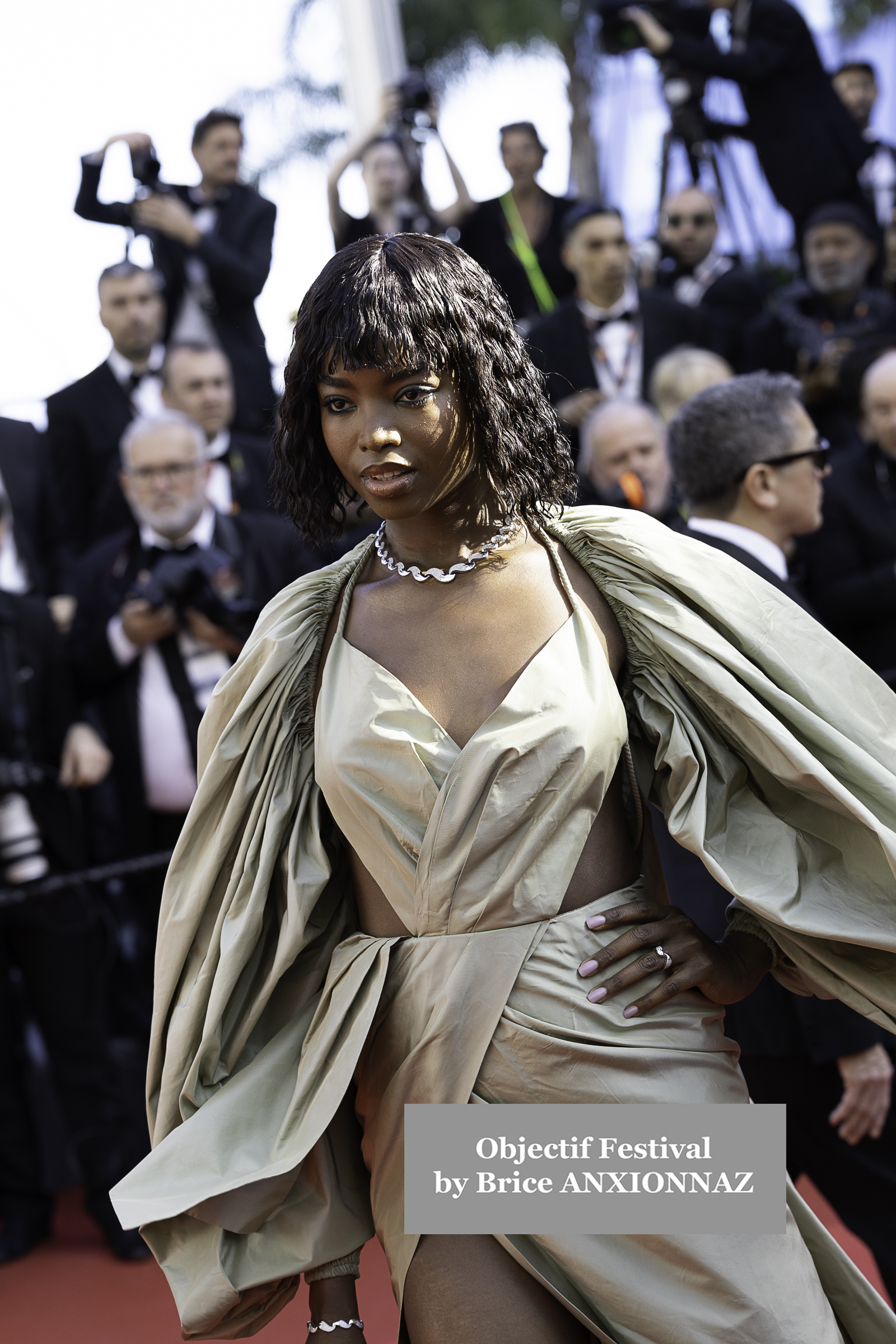 Kinds  Of  Kindness / 77th Cannes International Film Festival / Objectif Festival by Brice ANXIONNAZ